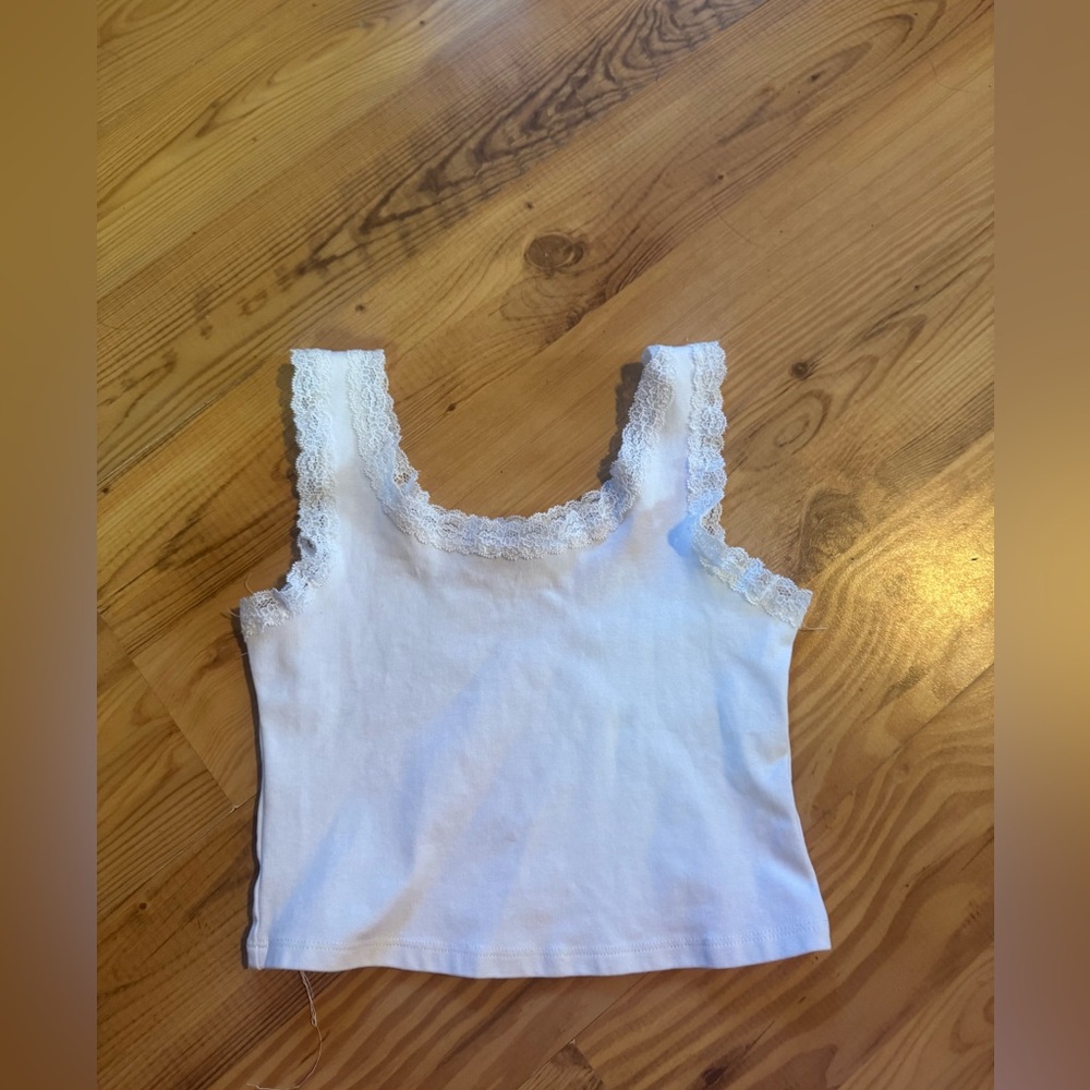 White Lace Trimmed crop Top
